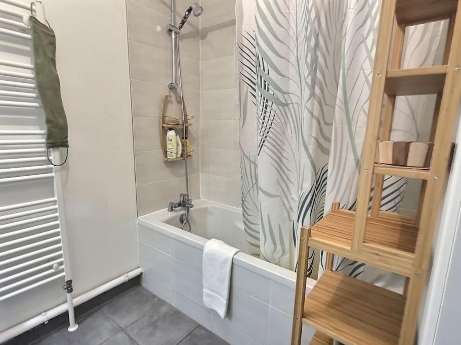 שטרסבורג Superbe Appartement Avec 2 Balcons - Vue Sur La Cathedrale Environ 15 Min En Tram מראה חיצוני תמונה